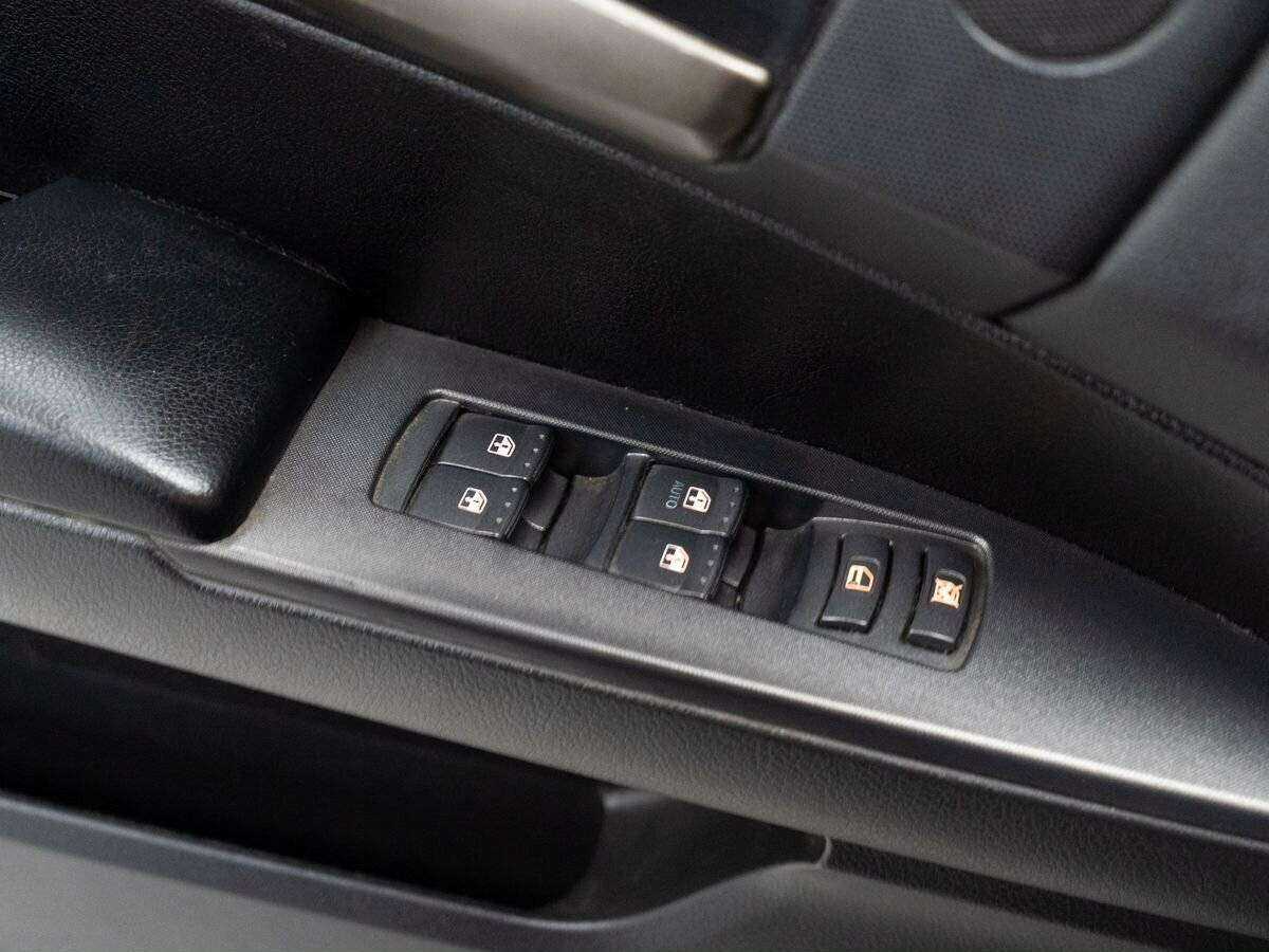 SsangYong Kyron 6-speed, 2013 Фото №12