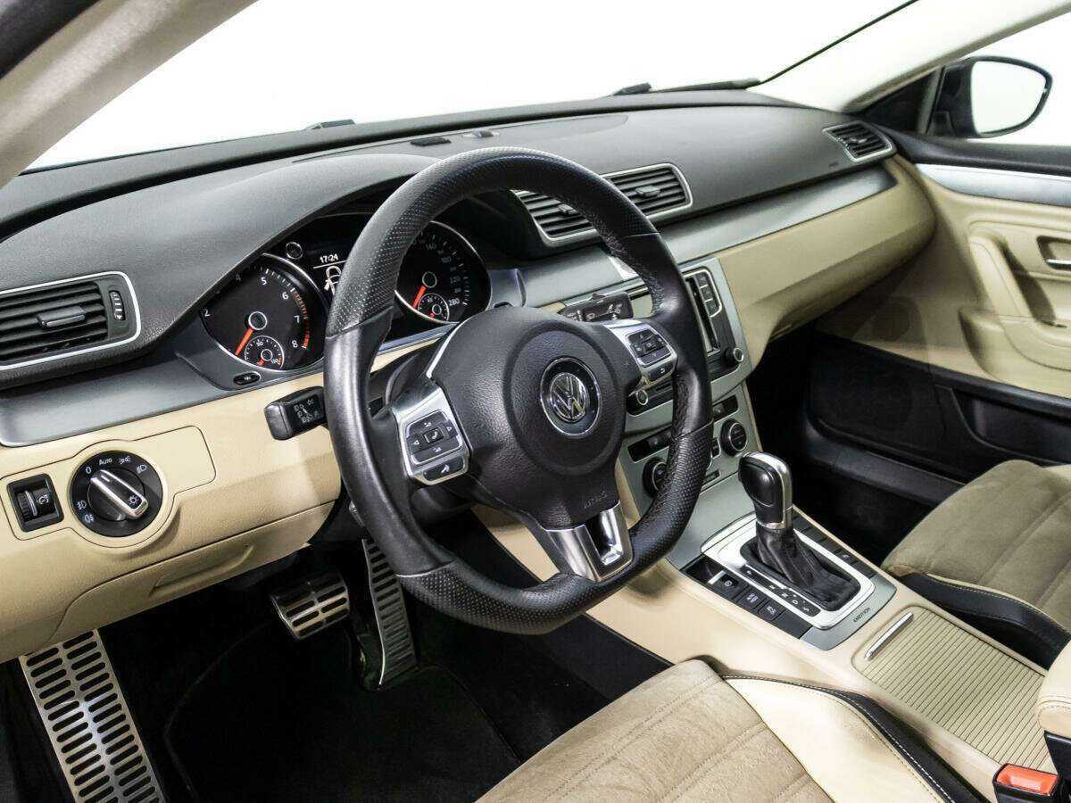 Volkswagen Passat CC, 2012 Фото №11