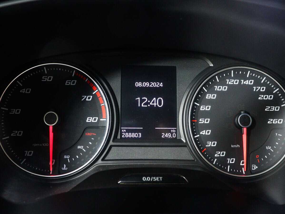 SEAT Leon, 2013 Фото №9