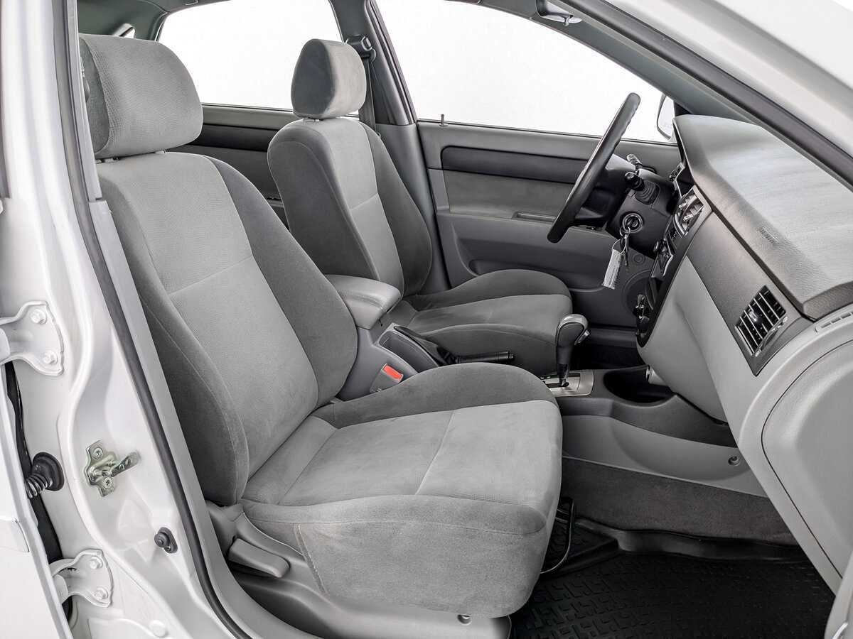 Daewoo Gentra, 2014 Фото №19