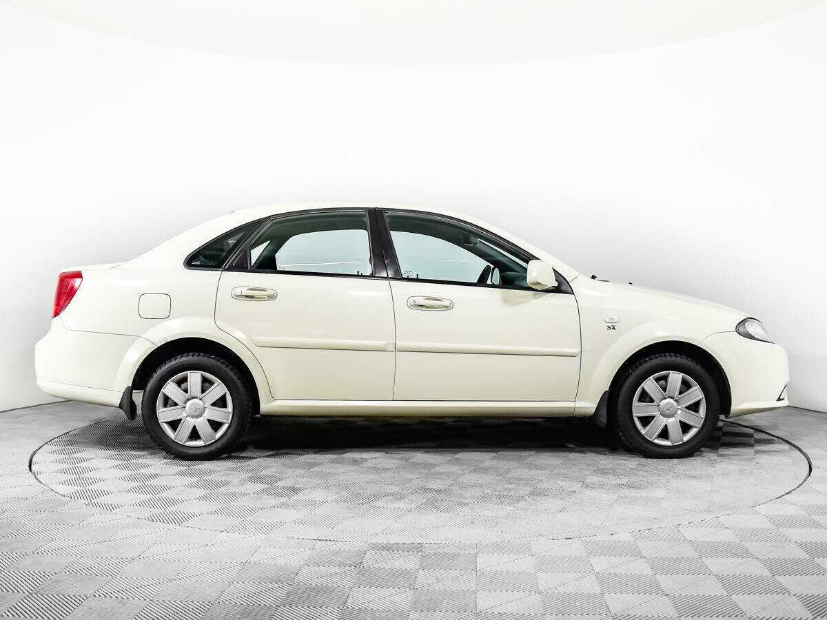 Daewoo Gentra, 2014 Фото №4