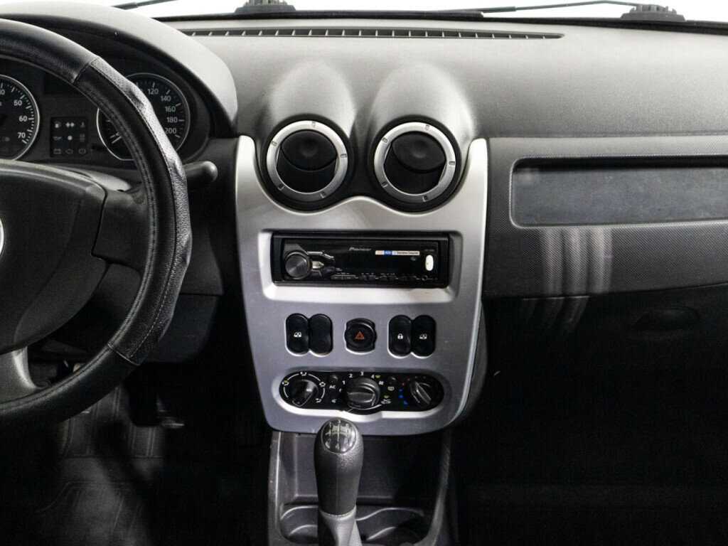 Renault Logan, 2013 Фото №14