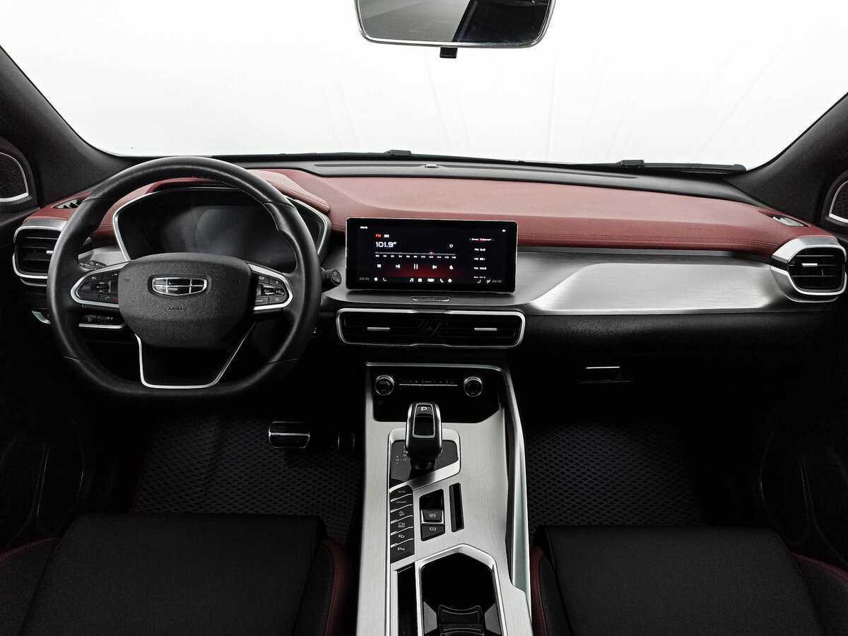 Geely Coolray, 2022 Фото №11