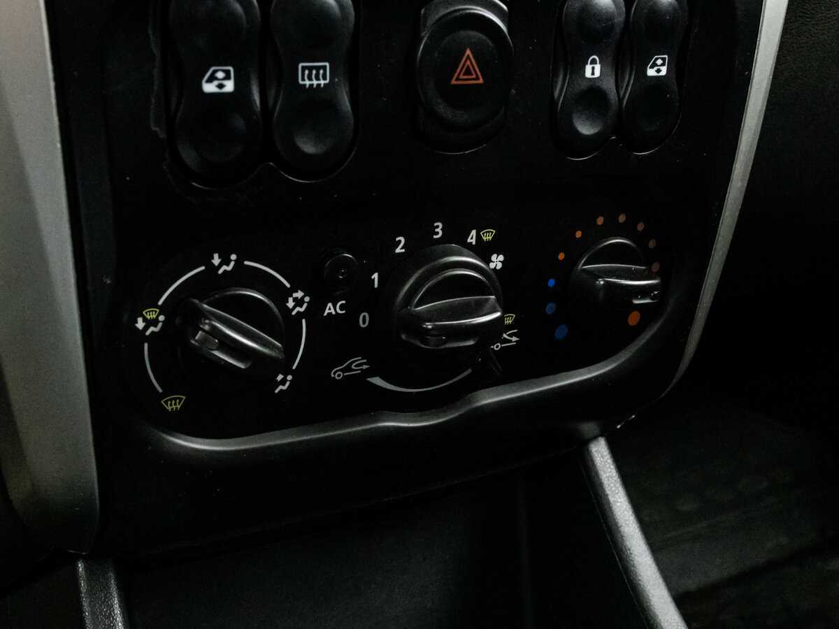 Nissan Almera, 2013 Фото №11