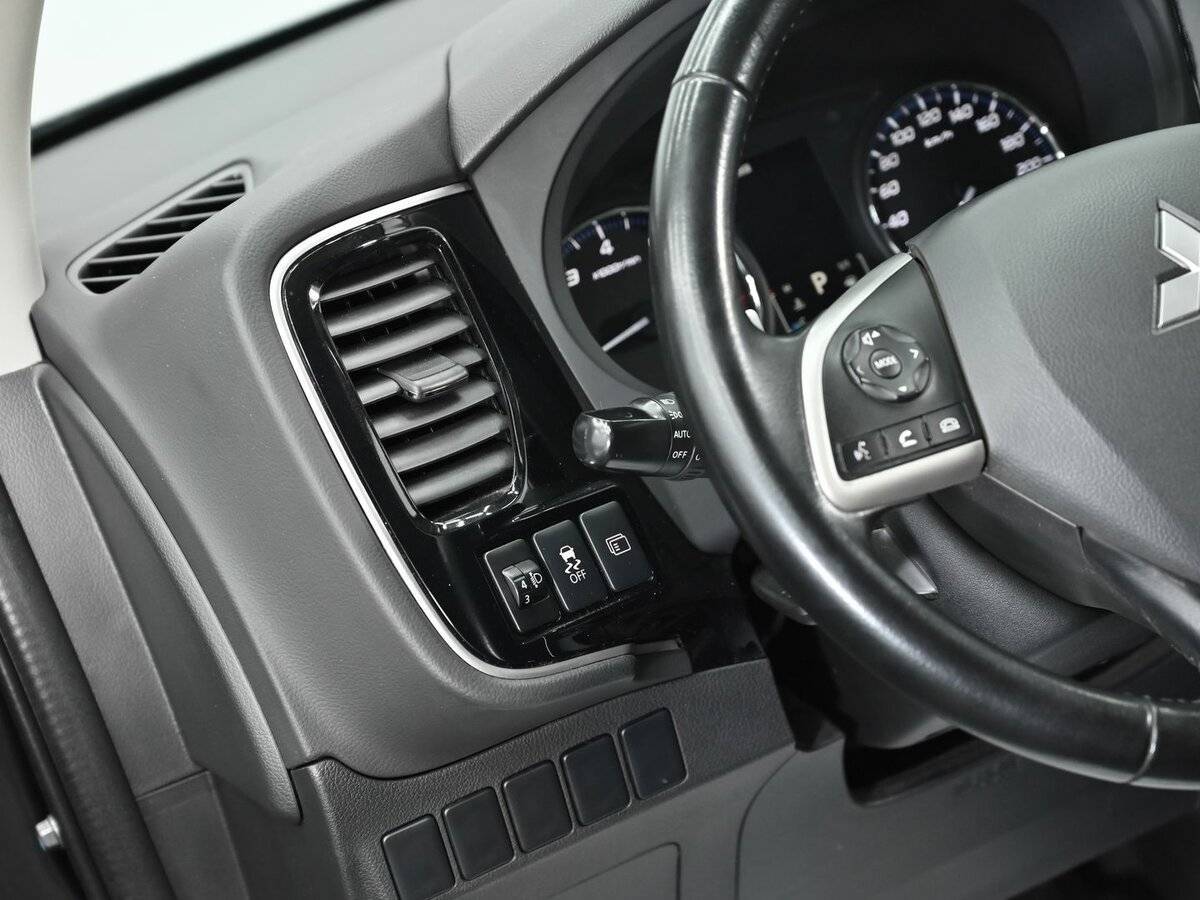 Mitsubishi Outlander, 2014 Фото №9