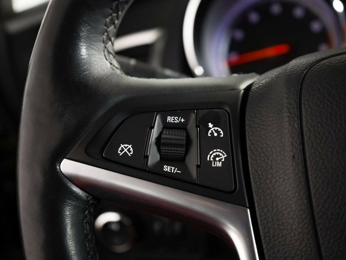 Opel Astra J, 2012 Фото №10